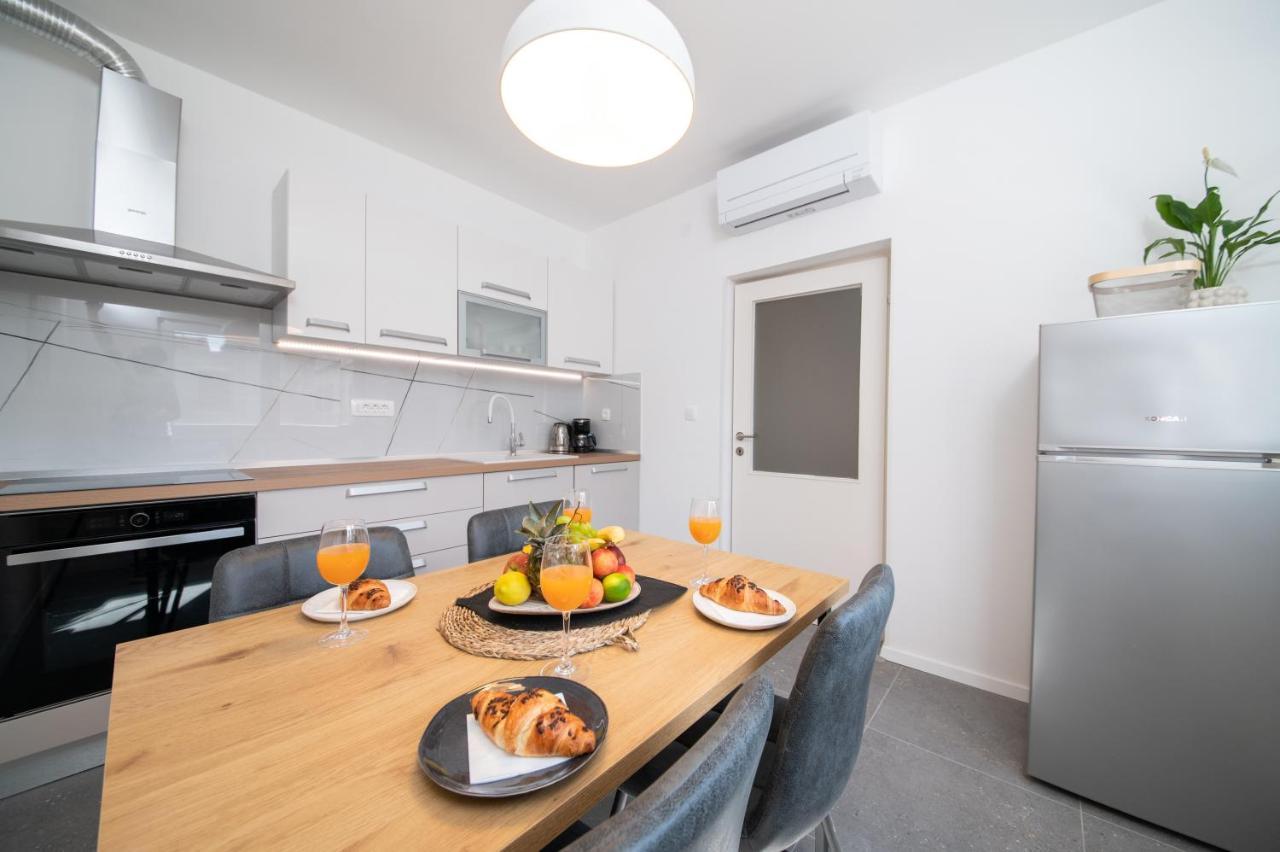 Luxury Maraschino Apartments Zadar Exterior photo